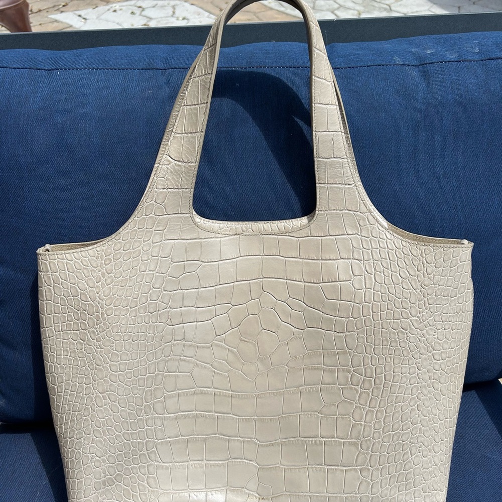 Cuyana Cream Textured Tote Bag